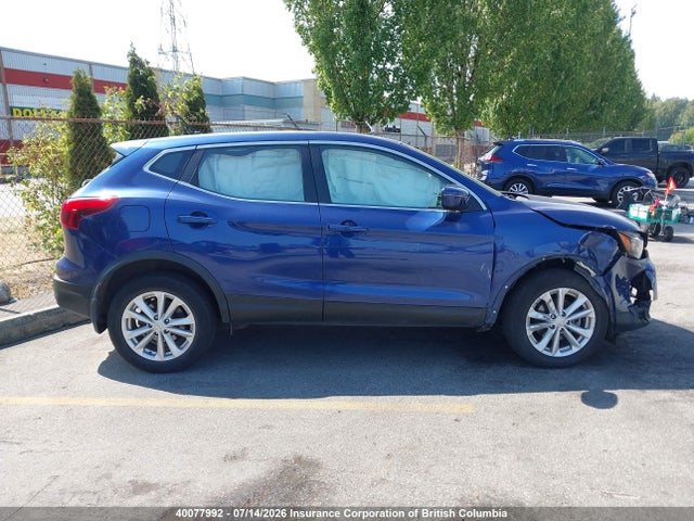 JN1BJ1CR8JW208800 Nissan Rogue Sport S/sv/sl