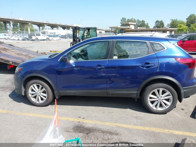 JN1BJ1CR8JW208800 Nissan Rogue Sport S/sv/sl