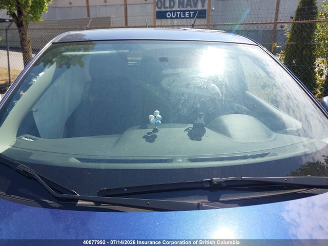 JN1BJ1CR8JW208800 Nissan Rogue Sport S/sv/sl