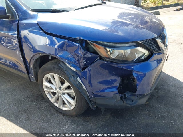 JN1BJ1CR8JW208800 Nissan Rogue Sport S/sv/sl