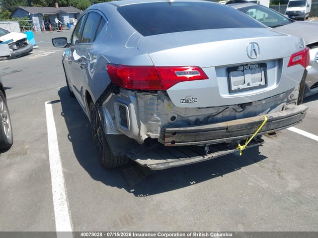 19VDE1F57EE401077 Acura ILX