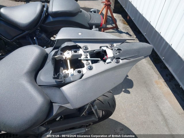 Yamaha Yzfr7 2024 JYARM38N6RA001217 Image 16