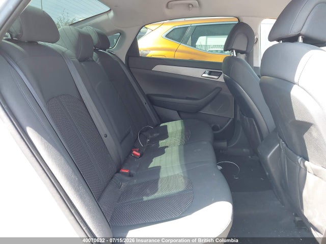 Продажа на аукционе авто 2016 Hyundai Sonata Se, vin: 5NPE24AF3GH323112, номер лота: 40070632