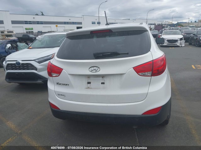 Hyundai TUCSON GLS 2014 KM8JT3AF0EU812085 Image 17