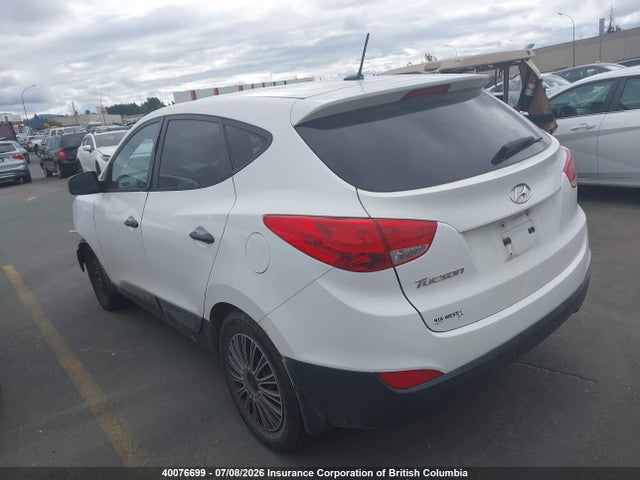 Hyundai TUCSON GLS 2014 KM8JT3AF0EU812085 Image 3