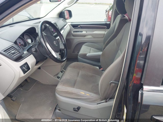 40069941 :رقم المزاد ، 2V8HW34X89R500599 vin ، 2009 Volkswagen Routan Se مزاد بيع