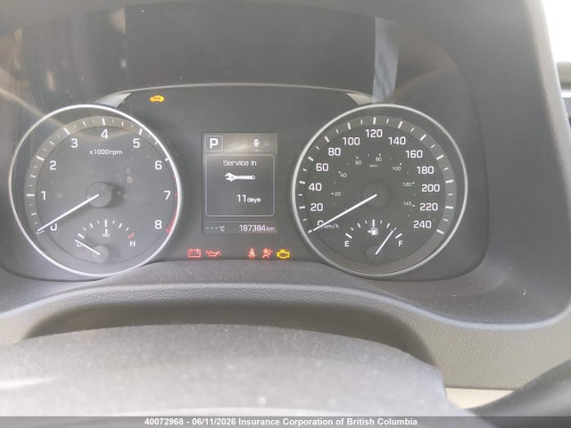 40072968 :رقم المزاد ، KMHD84LF2HU207846 vin ، 2017 Hyundai Elantra Se/value/limited مزاد بيع