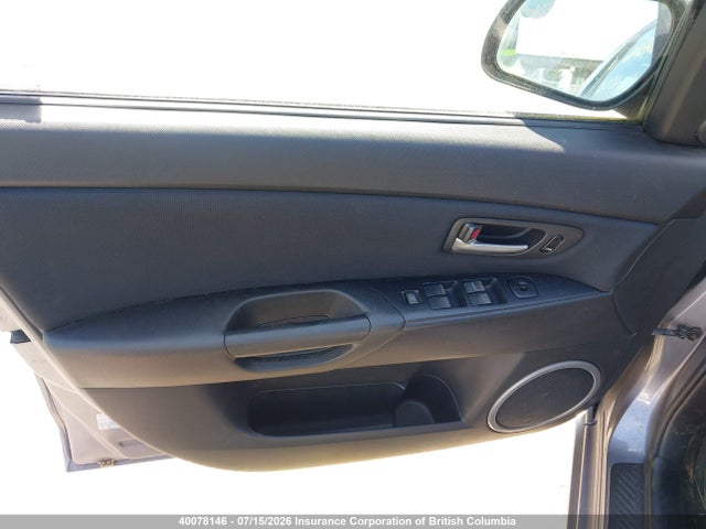 Aukcja sprzedaży 2005 Mazda 3 Hatchback, vin: JM1BK143751334153, numer aukcji: 40078146