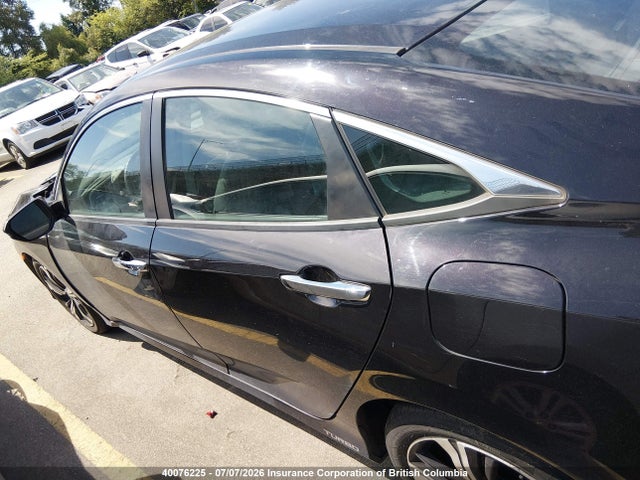Honda Civic Touring 2017 2HGFC1F97HH101851 Image 15