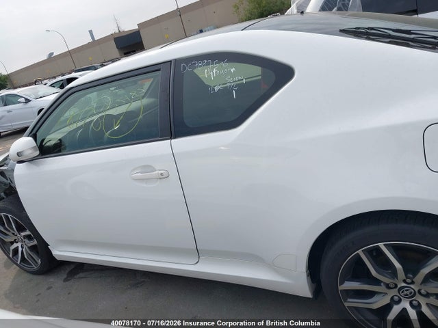 Scion TC 2014 JTKJF5C76E3078953 Image 15