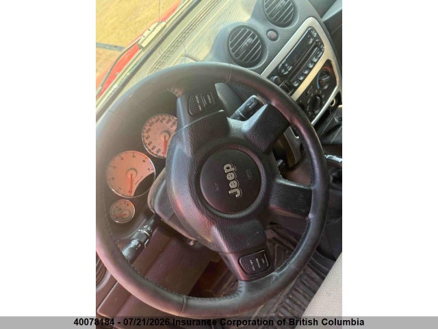 40078184 :رقم المزاد ، 1J4GL48K94W305951 vin ، 2004 Jeep Liberty Sport مزاد بيع