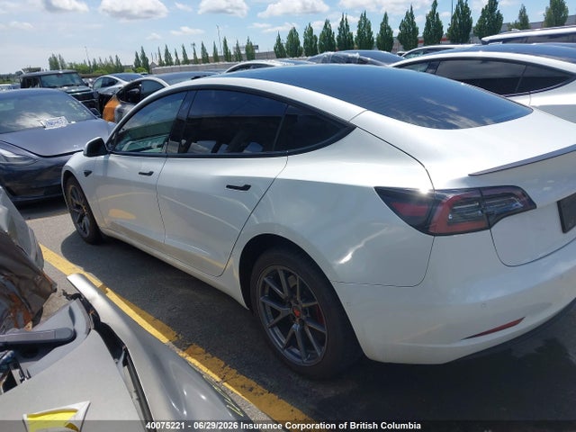 5YJ3E1EA3MF053644 Tesla MODEL 3