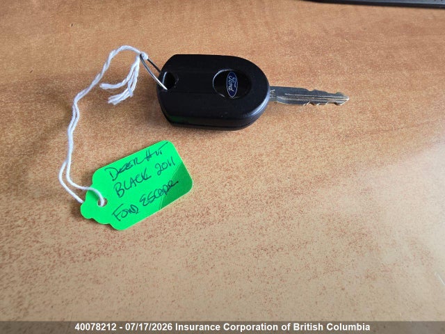 40078212 :رقم المزاد ، 1FMCU9EG2BKB62467 vin ، 2011 Ford Escape Limited مزاد بيع