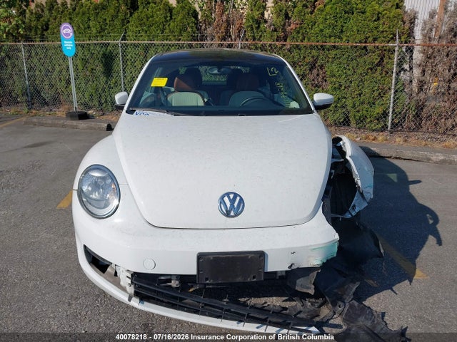 3VWJ07AT8FM653023 Volkswagen Beetle 1.8t