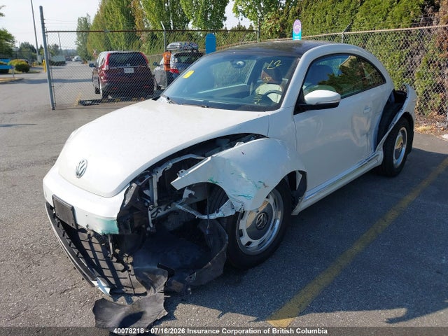 40078218 :رقم المزاد ، 3VWJ07AT8FM653023 vin ، 2015 Volkswagen Beetle 1.8t مزاد بيع