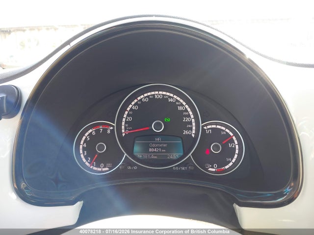 3VWJ07AT8FM653023 Volkswagen Beetle 1.8t