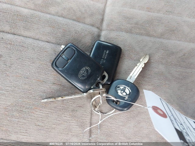 Продажа на аукционе авто 1998 Toyota Sienna Le/xle, vin: 4T3ZF13C1WU056678, номер лота: 40078225