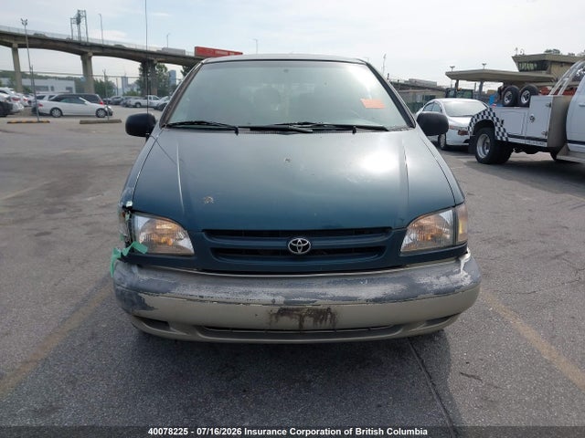 Продажа на аукционе авто 1998 Toyota Sienna Le/xle, vin: 4T3ZF13C1WU056678, номер лота: 40078225