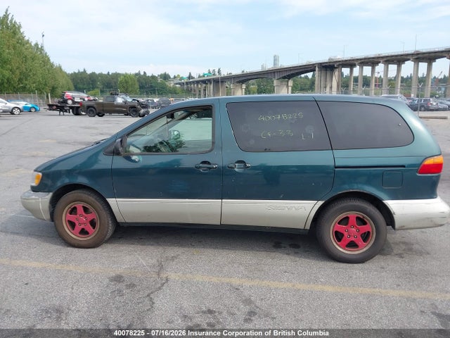 Продажа на аукционе авто 1998 Toyota Sienna Le/xle, vin: 4T3ZF13C1WU056678, номер лота: 40078225