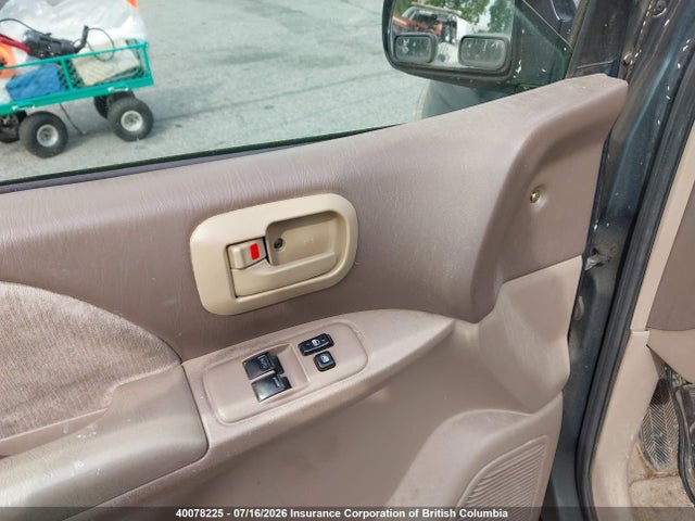 Продажа на аукционе авто 1998 Toyota Sienna Le/xle, vin: 4T3ZF13C1WU056678, номер лота: 40078225