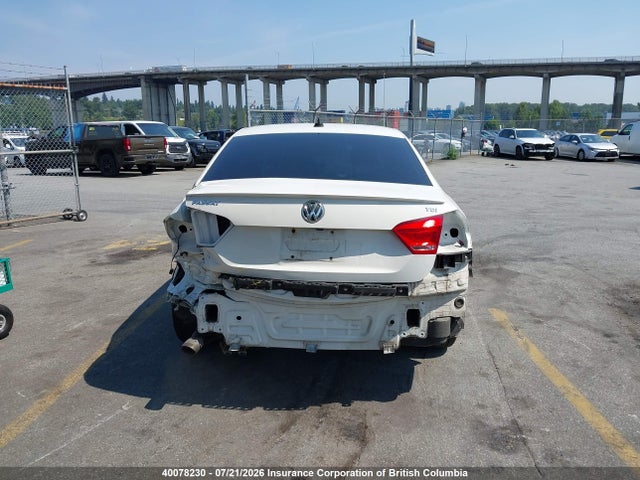 1VWBN7A30EC104681 Volkswagen PASSAT SE