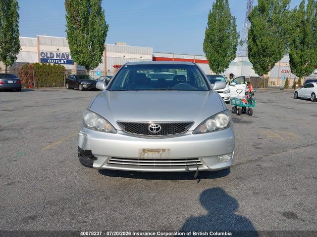 Продаж на аукціоні авто 2005 Toyota Camry, vin: 4T1BE32K65U981912, номер лоту: 40078237