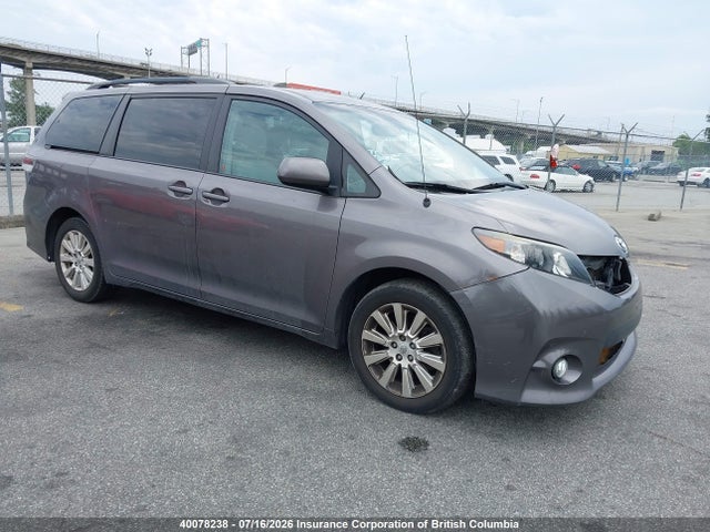 40078238 :رقم المزاد ، 5TDJK3DC7BS028396 vin ، 2011 Toyota Sienna Le 7 Passenger مزاد بيع