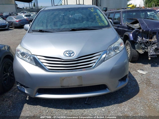 Toyota SIENNA LE 2017 5TDJZ3DC0HS169203 Image 13