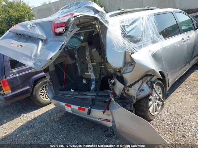 Toyota SIENNA LE 2017 5TDJZ3DC0HS169203 Image 6