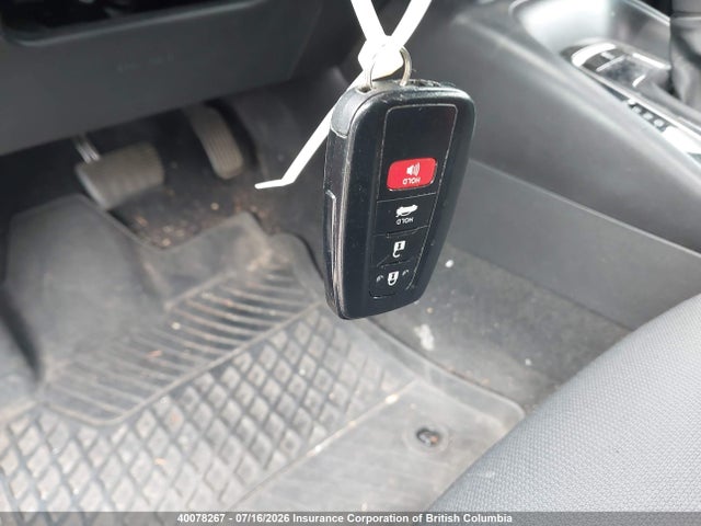 5YFBPMBE3MP152256 Toyota COROLLA LE