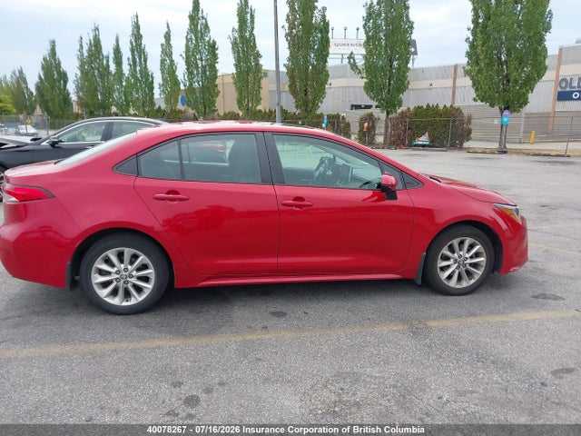 5YFBPMBE3MP152256 Toyota COROLLA LE