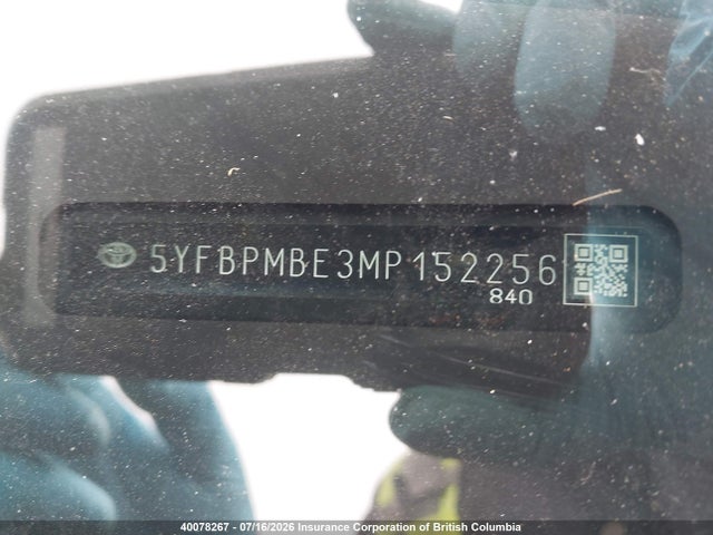 5YFBPMBE3MP152256 Toyota COROLLA LE
