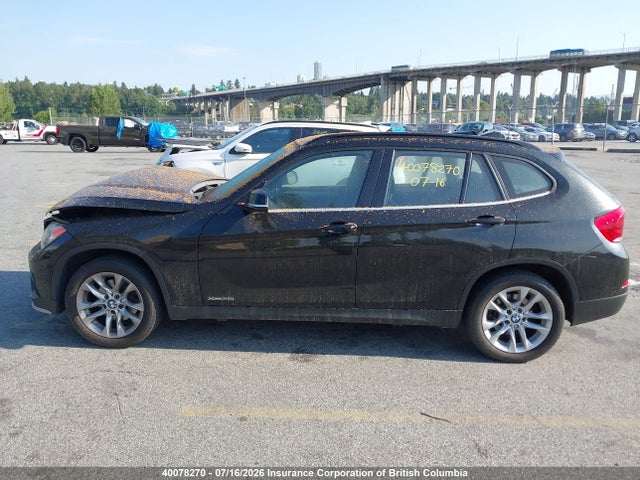BMW X1 2015 WBAVL1C5XFVY26762 Image 14