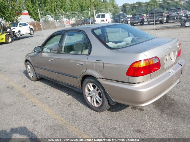 Продажа на аукционе авто 2000 Honda Civic, vin: 2HGEJ6615YH904568, номер лота: 40078271