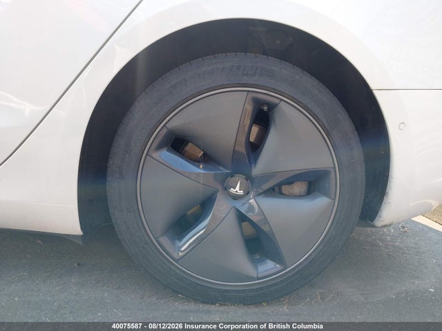 Auction sale of the 2020 Tesla Model 3, vin: 5YJ3E1EAXLF738853, lot number: 40075587