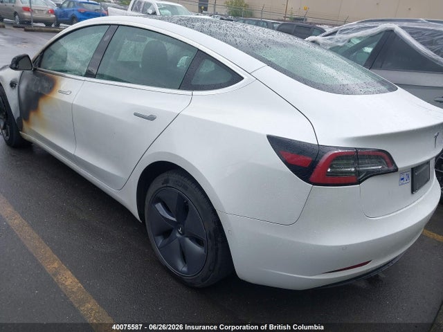 2020 Tesla Model 3 მანქანა იყიდება აუქციონზე, vin: 5YJ3E1EAXLF738853, აუქციონის ნომერი: 40075587