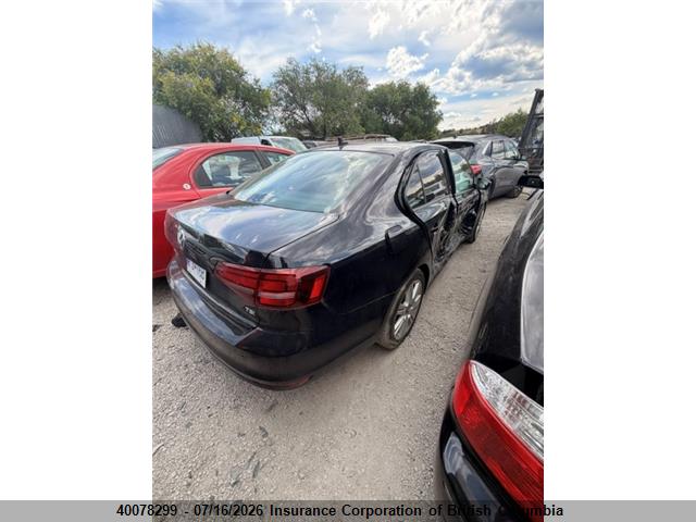 Volkswagen Jetta 2017 3VW167AJ1HM302437 Image 4