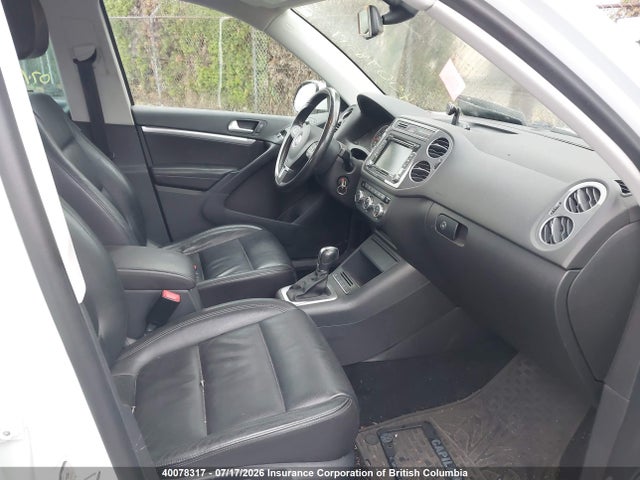 WVGJV3AX4EW572627 Volkswagen Tiguan S/se/sel/r-line