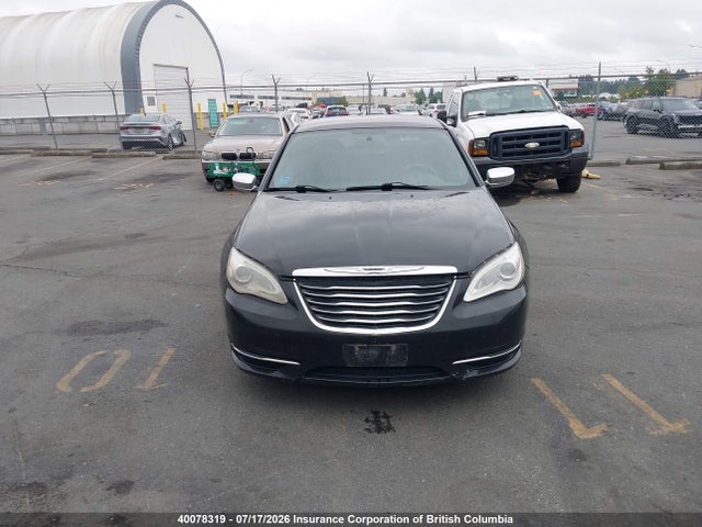Auction sale of the 2014 Chrysler 200, vin: 1C3CCBAB3EN136802, lot number: 40078319