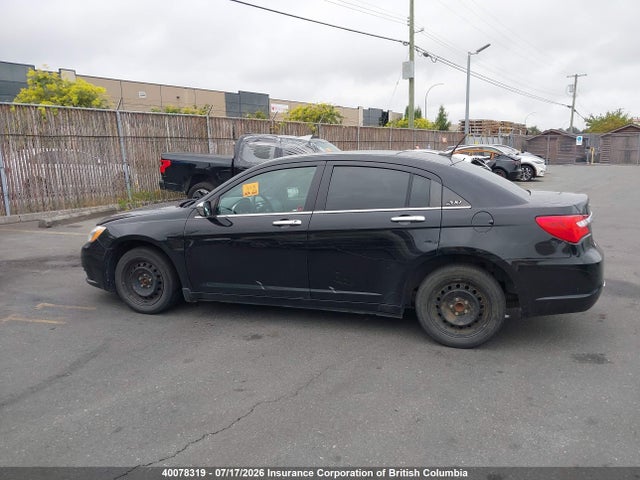 Auction sale of the 2014 Chrysler 200, vin: 1C3CCBAB3EN136802, lot number: 40078319
