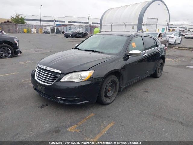 Auction sale of the 2014 Chrysler 200, vin: 1C3CCBAB3EN136802, lot number: 40078319