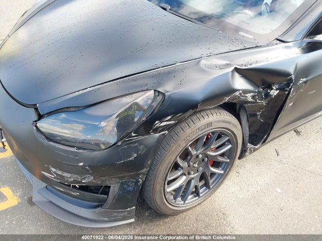 5YJ3E1EA1MF989164 Tesla MODEL 3