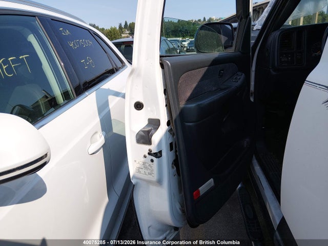 Aukcja sprzedaży 2000 Gmc New Sierra K2500, vin: 1GTGK29U8YE288584, numer aukcji: 40075285