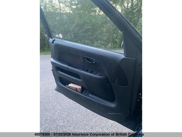 40078369 :رقم المزاد ، JHLRD78875C812421 vin ، 2005 Honda Cr-v مزاد بيع