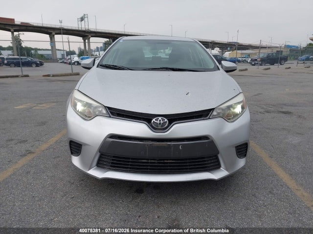 40078381 :رقم المزاد ، 2T1BURHE4FC422403 vin ، 2015 Toyota Corolla L/le/le Pls/prm/s/s Pls مزاد بيع