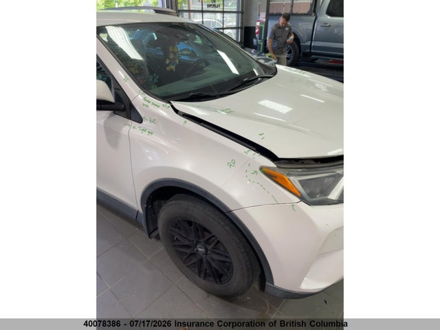 2T3BFREV1HW635302 Toyota RAV4