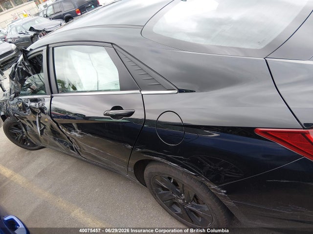 2022 Hyundai Elantra Limited მანქანა იყიდება აუქციონზე, vin: KMHLN4AJ8NU015810, აუქციონის ნომერი: 40075457