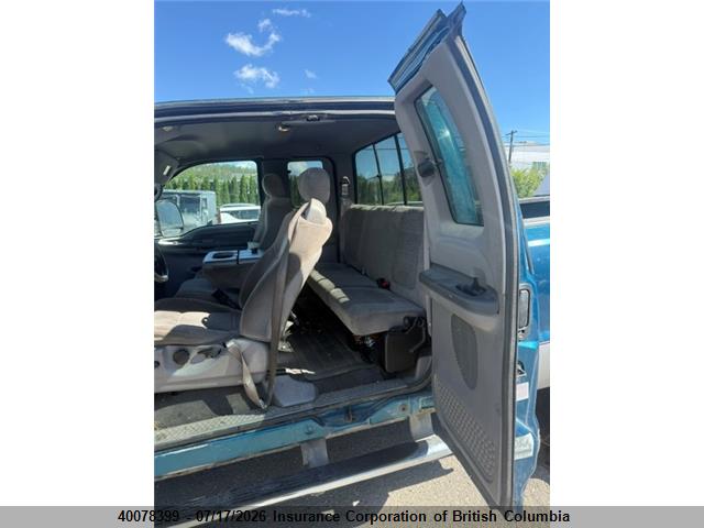 40078399 :رقم المزاد ، 1FTSX31F31EB12515 vin ، 2001 Ford F350 مزاد بيع