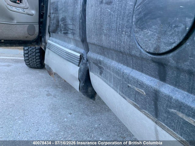 1998 Chevrolet Sierra მანქანა იყიდება აუქციონზე, vin: 1GCGK29F0WE237823, აუქციონის ნომერი: 40078434
