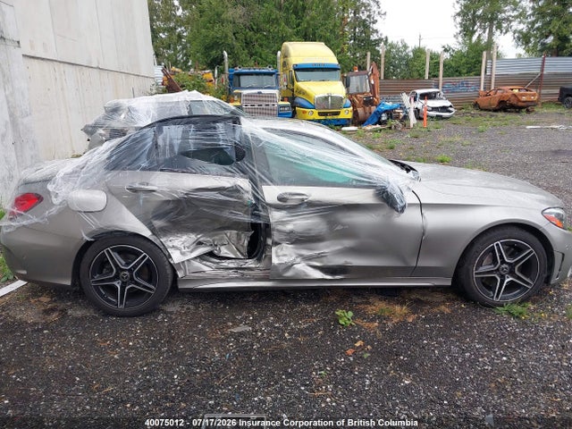 2020 Mercedes-benz C 300 4matic მანქანა იყიდება აუქციონზე, vin: 55SWF8EBXLU333425, აუქციონის ნომერი: 40075012